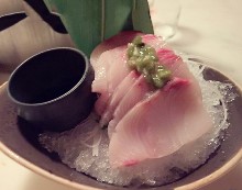 Thumbs/tn_FENG,CHIH-HUNG.Chicago.Uchiko (11).jpg